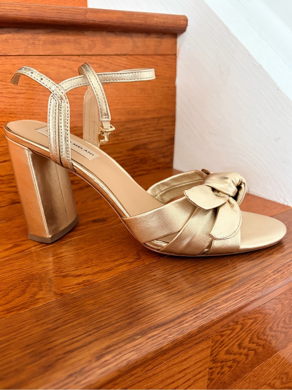 Antonio Melani Gold Bow Ankle Strap Block Heel Sandal Size 9.5